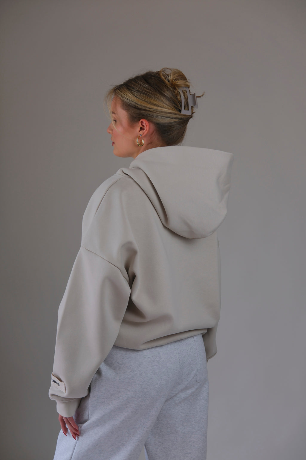Oat Essential Hoodie