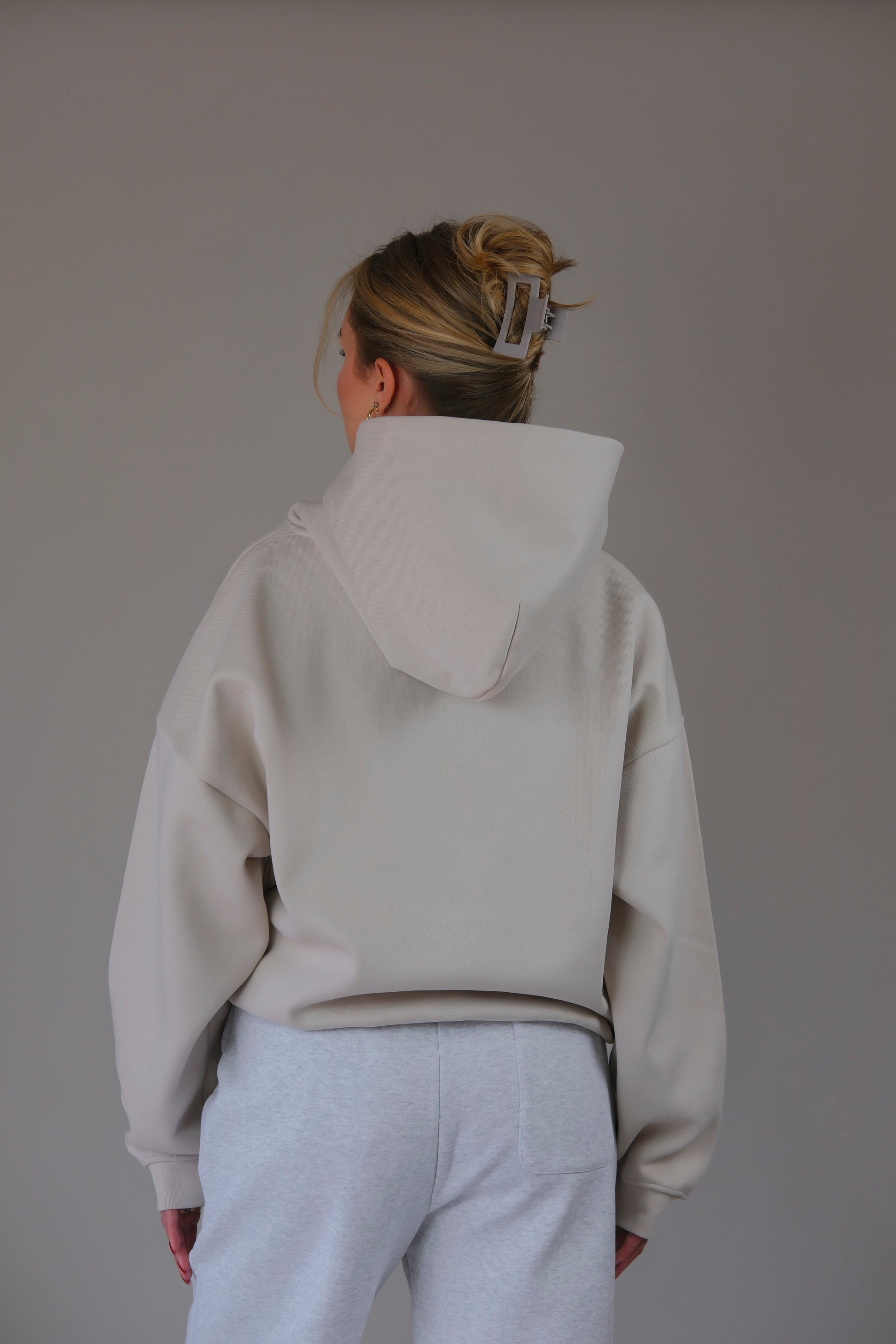 Oat Essential Hoodie